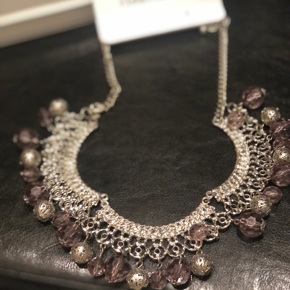 Necklace (Choker/Collar) Style